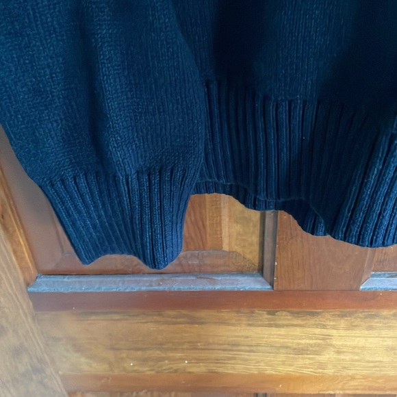 Eddie Bauer 2 button sweater, XLT - Picture 6 of 9